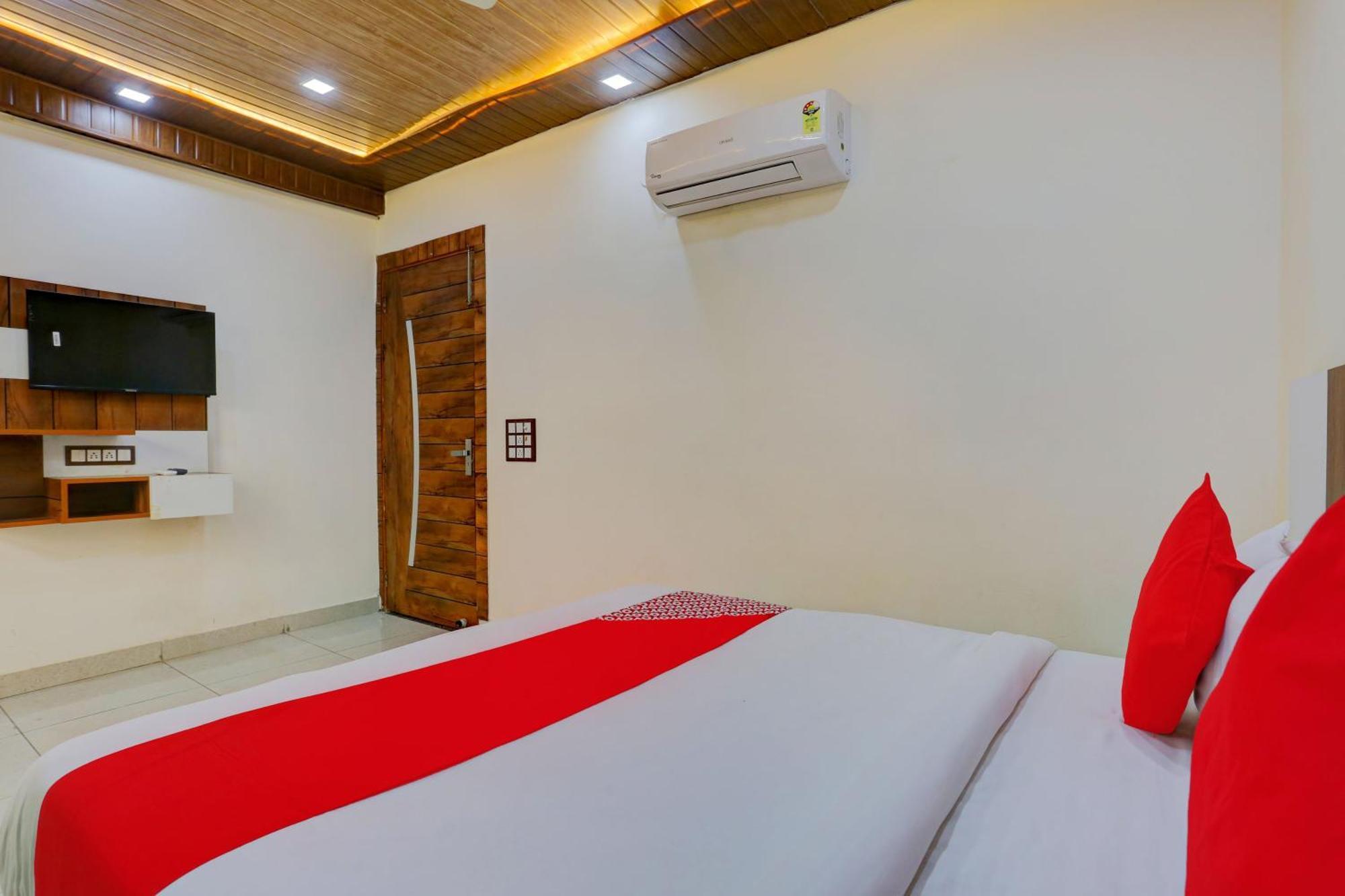 Hotel O Family Deluxe นิวเดลี ภายนอก รูปภาพ