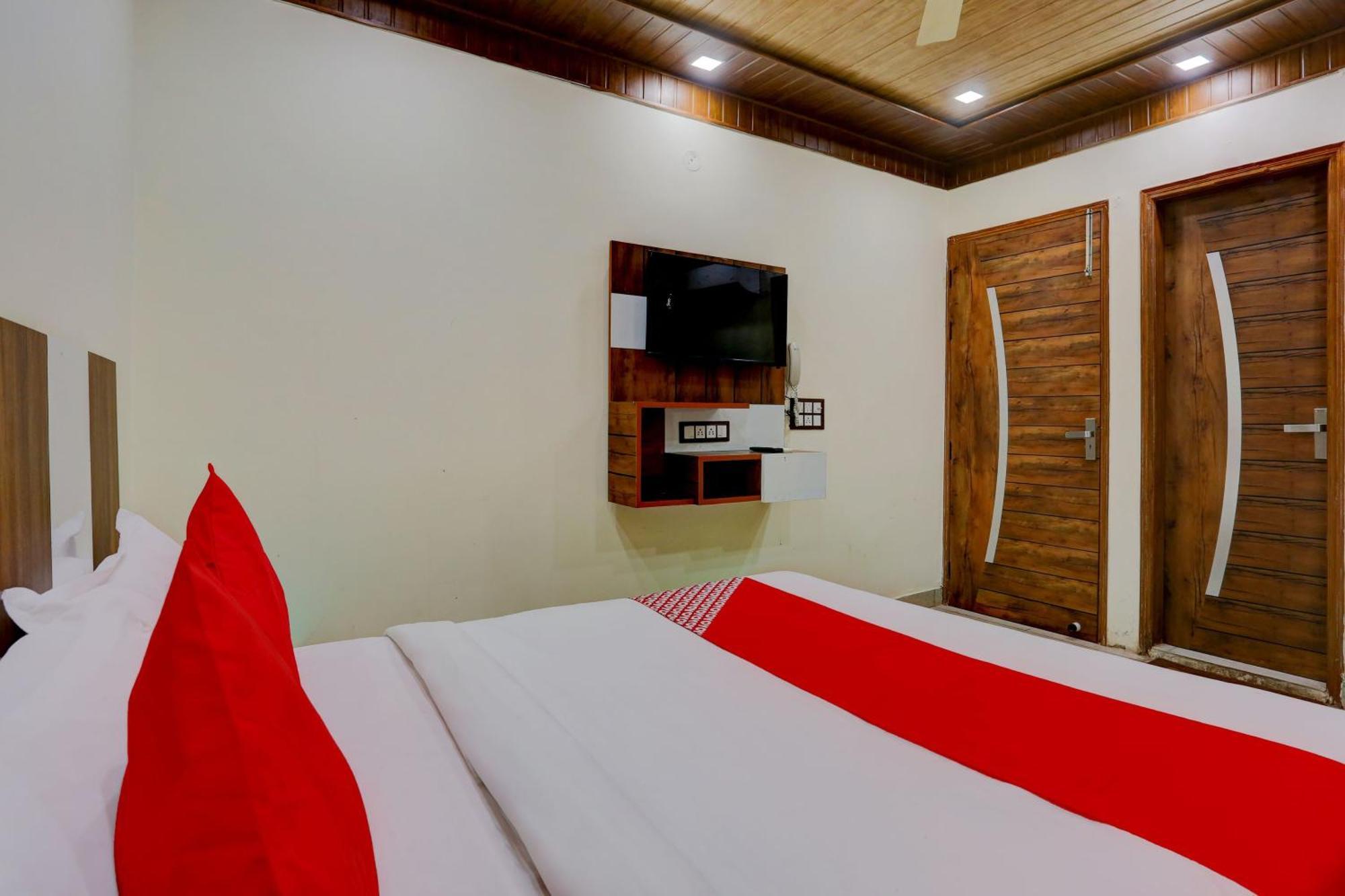 Hotel O Family Deluxe นิวเดลี ภายนอก รูปภาพ