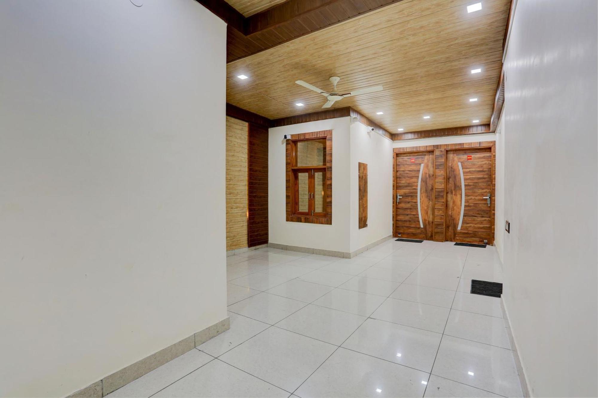 Hotel O Family Deluxe นิวเดลี ภายนอก รูปภาพ